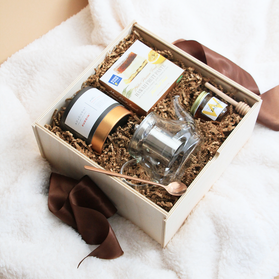 Cozy Holiday Tea Gift Crate