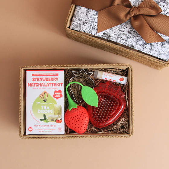 Strawberry Matcha Latte Kit